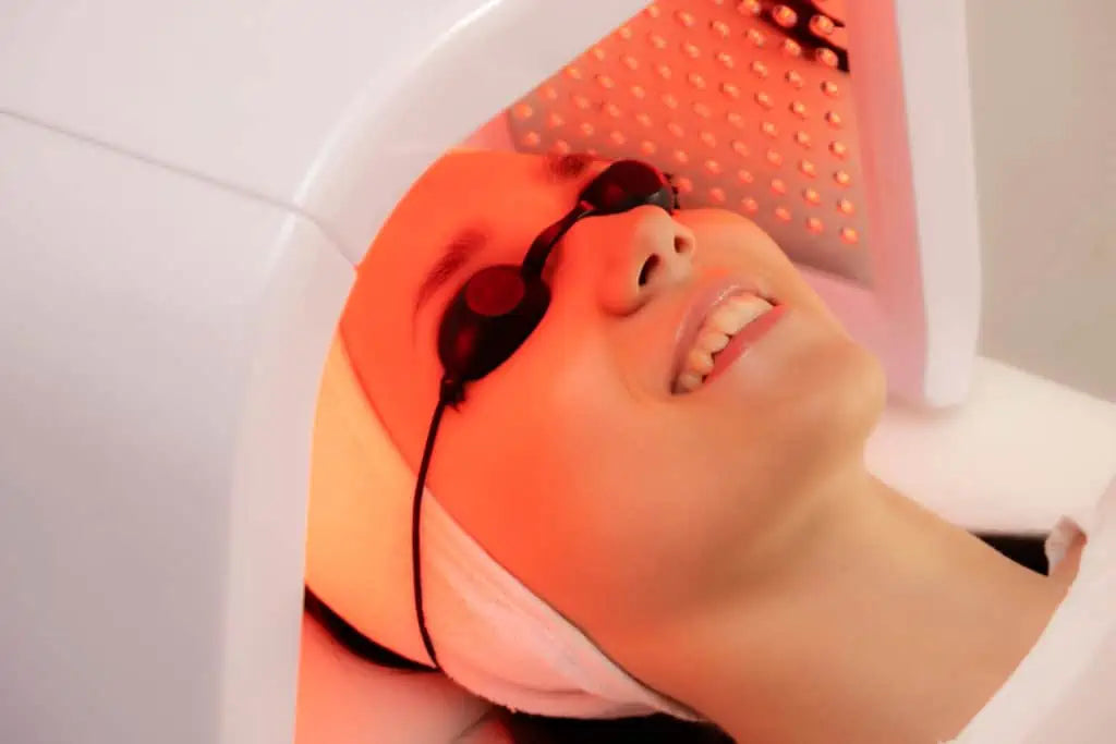 Best Red Light Therapy for Acne-Prone Skin
