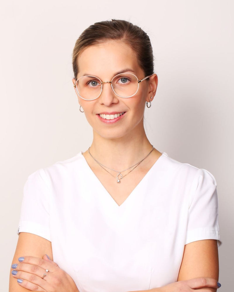 Dr. Faluhelyi Dóra